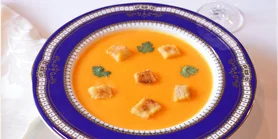 Простой и согревающий: рецепт спасительного супа Потаж Креси, который готовили на судне Карпатия