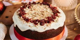 Регулярно поливайте ромом, щоб додати смак: рецепт англійського різдвяного кексу з цукатами