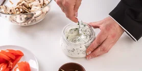 Замечательный вариант закуски. Намазка из копченого лосося к праздничному столу