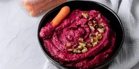 Намазка із буряку та фети: рецепт бюджетної закуски на стіл