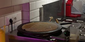 Тоненькі французькі крепи для всієї родини: рецепт млинців від власниці кавʼярні