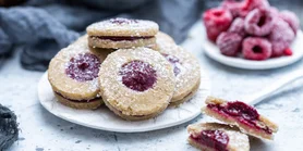 Песочное печенье с вареньем и кокосовой стружкой: кусочек Польши на Рождество