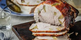 Буженина до будь-якого свята: простий рецепт соковитої м'ясної страви