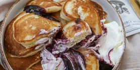 Пухкі домашні оладки: простий рецепт ідеального тіста