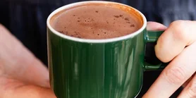 У вас лучше чем в кофейне: рецепт какао на растительном молоке