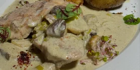 Рецепт запеченной грудки индейки с яблоками на Рождество или Новый год