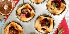 Ідеальна закуска: Міні-Брі в листковому тісті з журавлиною та горіхами