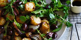 Жареный топинамбур: рецепт на утином жире с кресс-салатом и оливками